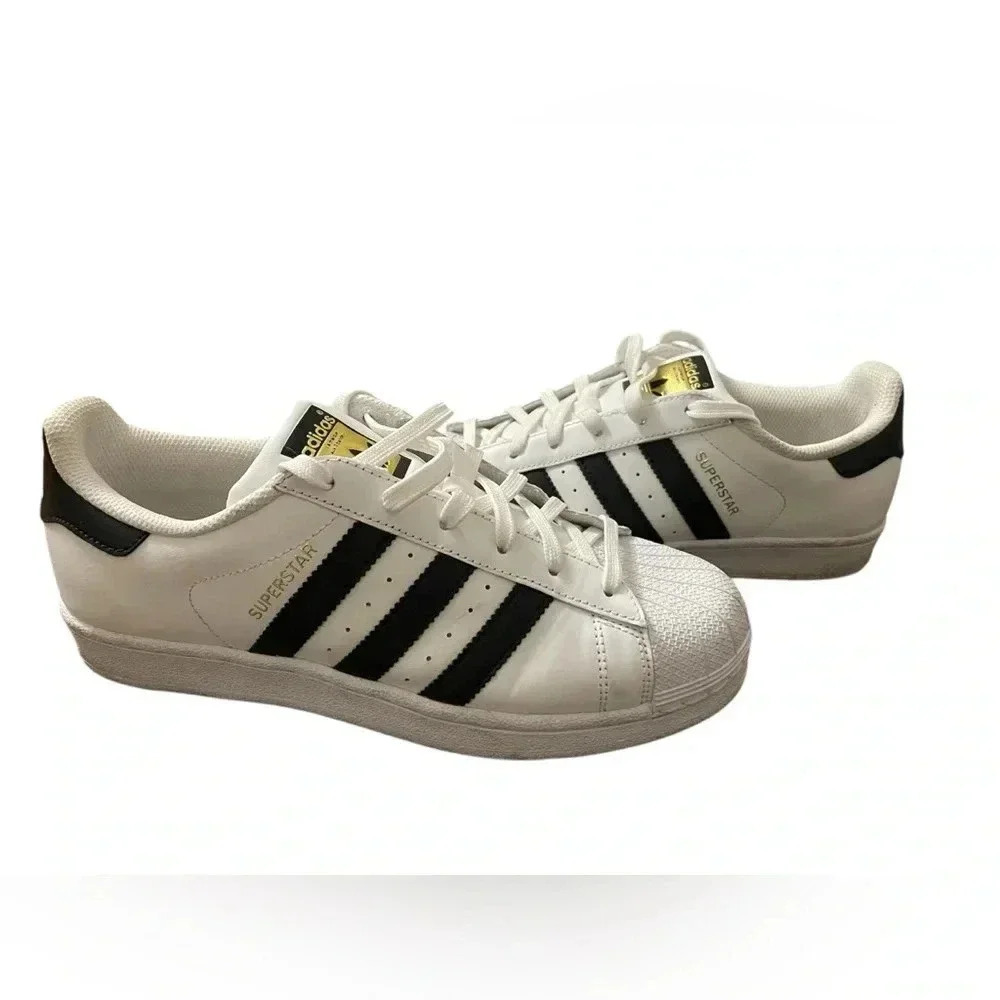 Classic Adidas Shell Toe